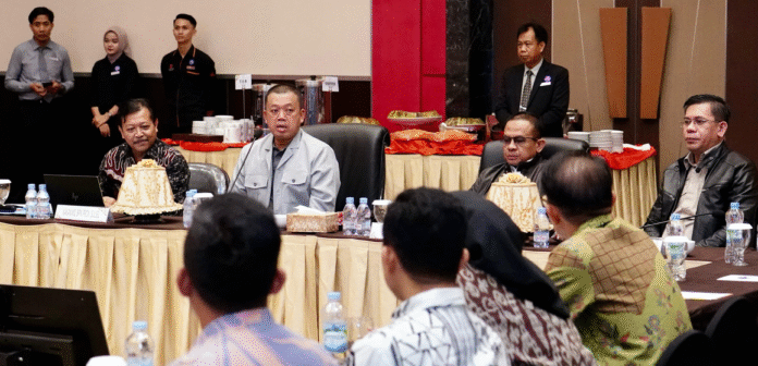 Menteri Nusron Instruksikan Kanwil BPN Sulsel Percepat Sertipikasi Tanah untuk Warga Miskin Ekstrem Melalui Kolaborasi dengan Pemda