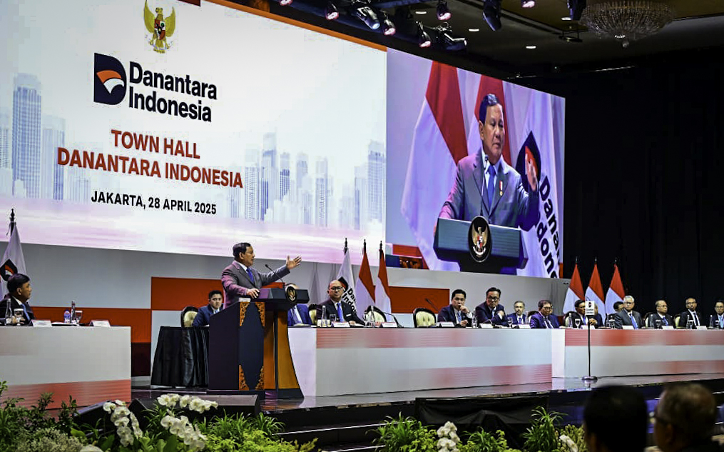 Prabowo Berikan Arahan ke 1.500 Pimpinan BUMN dalam Acara Town Hall Danantara Indonesia