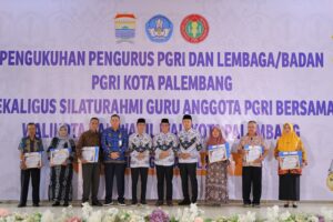 Pesan Ratu Dewa Kepada Pengurus PGRI Palembang: Berikan yang Terbaik Bagi Dunia Pendidikan