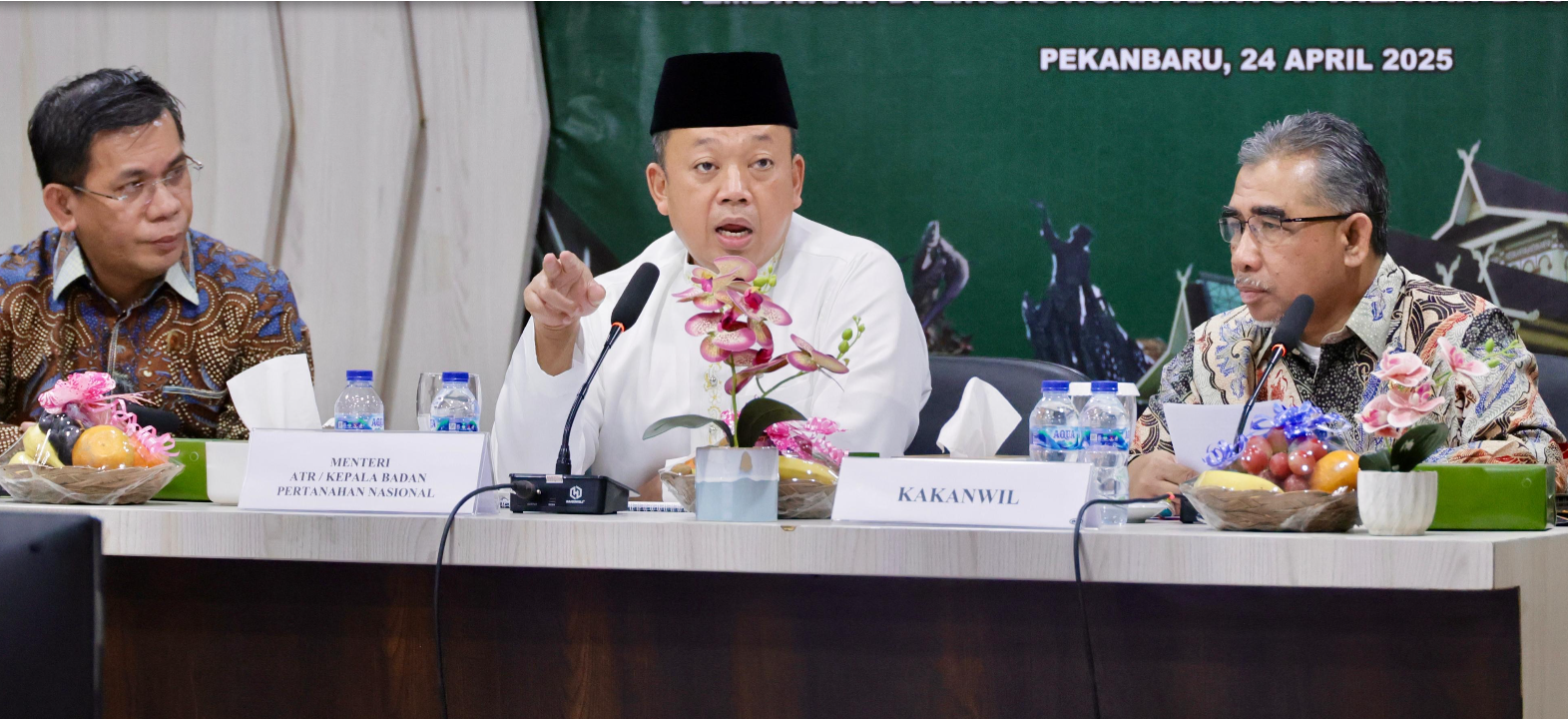 Bina Jajaran Kanwil BPN Provinsi Riau, Menteri Nusron Tegaskan agar Penyelesaian HGU dan Pemetaan Tanah Jadi Prioritas