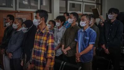 Putusan Sidang Gugatan Kabut Asap Karhutla Kembali Ditunda, Penggugat Berharap Keadilan