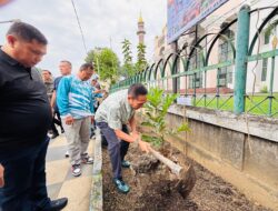 Ratu Dewa Canangkan Gerakan Palembang Menanam Buah