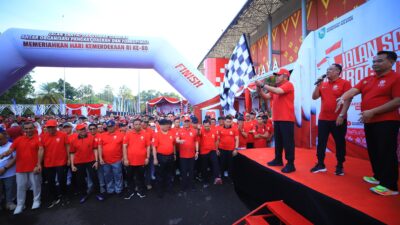 Herman Deru Lepas Ribuan Peserta Jalan Santai HUT RI Jadi
