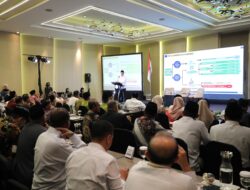 Jadi Pembicara di Rakernas BWI, Menteri Nusron Wahid Tegaskan Target Sertipikasi Wakaf hingga 2028