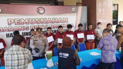 Bandar hingga Pengedar Sabu dan Ekstasi Tertawa Saat Pemusnahan BB di Polda Sumsel