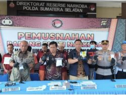 Jelang Malam Tahun Baru, Polda Sumsel Hancurkan Sabu dan Ekstasi Senilai Miliaran