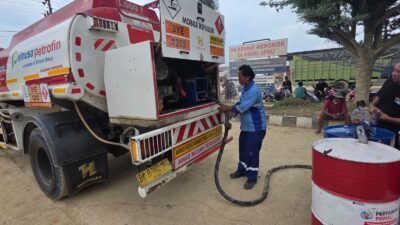Pertamina Patra Niaga Gunakan Pertamina Mobile SPBU Hingga Canting atau Set Tabung Mini Salurkan BBM ke Warga