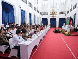 Rakor dengan Kepala Daerah se-Jawa Barat, Menteri Nusron Wahid Ungkap Skema Penggantian dan Sanksi Alih Fungsi Lahan Sawah