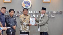 Serahkan Persub RTRW kepada Gubernur Sulut, Nusron Wahid Minta RTRW Provinsi Jadi Acuan Penyusunan RTRW Kabupaten/Kota
