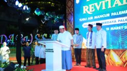 Herman Deru Resmikan Tugu Air Mancur Berbentuk Bunga Cempako Telok