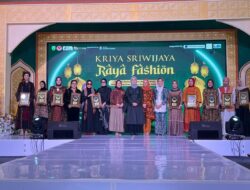 Kriya Sriwijaya Raya Fashion Meriahkan Semarak Idulfitri di Kota Palembang