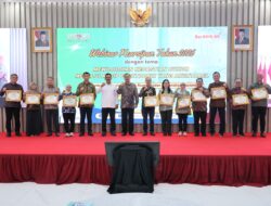 Beri Motivasi, Sekjen Kementerian ATR/BPN Beri Penghargaan ke Satker Pengelola Kearsipan Terbaik