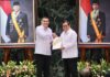 DKI Jakarta HUT ke-499, Ossy Dermawan Serahkan 499 Sertipikat ke Gubernur Pramono Anung